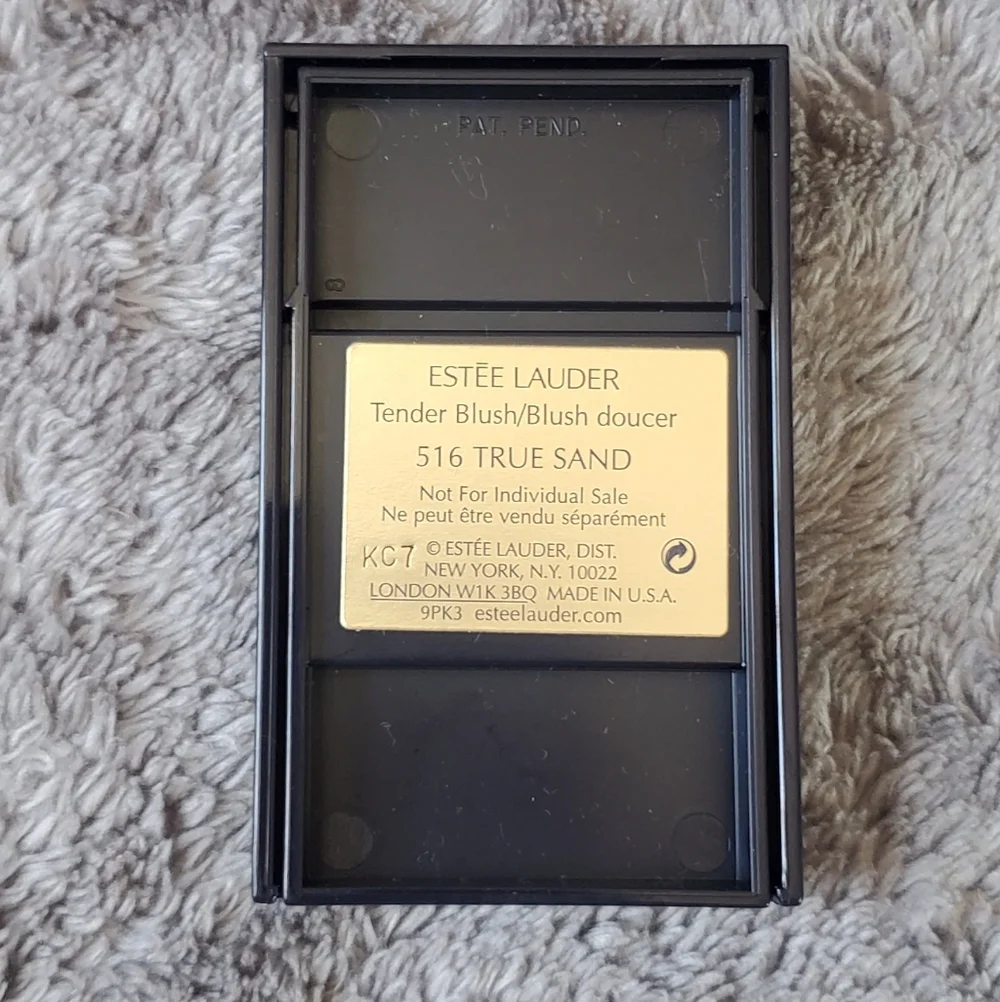 ESTEE LAUDER Tender Blush 516 TRUE SAND Travel Size